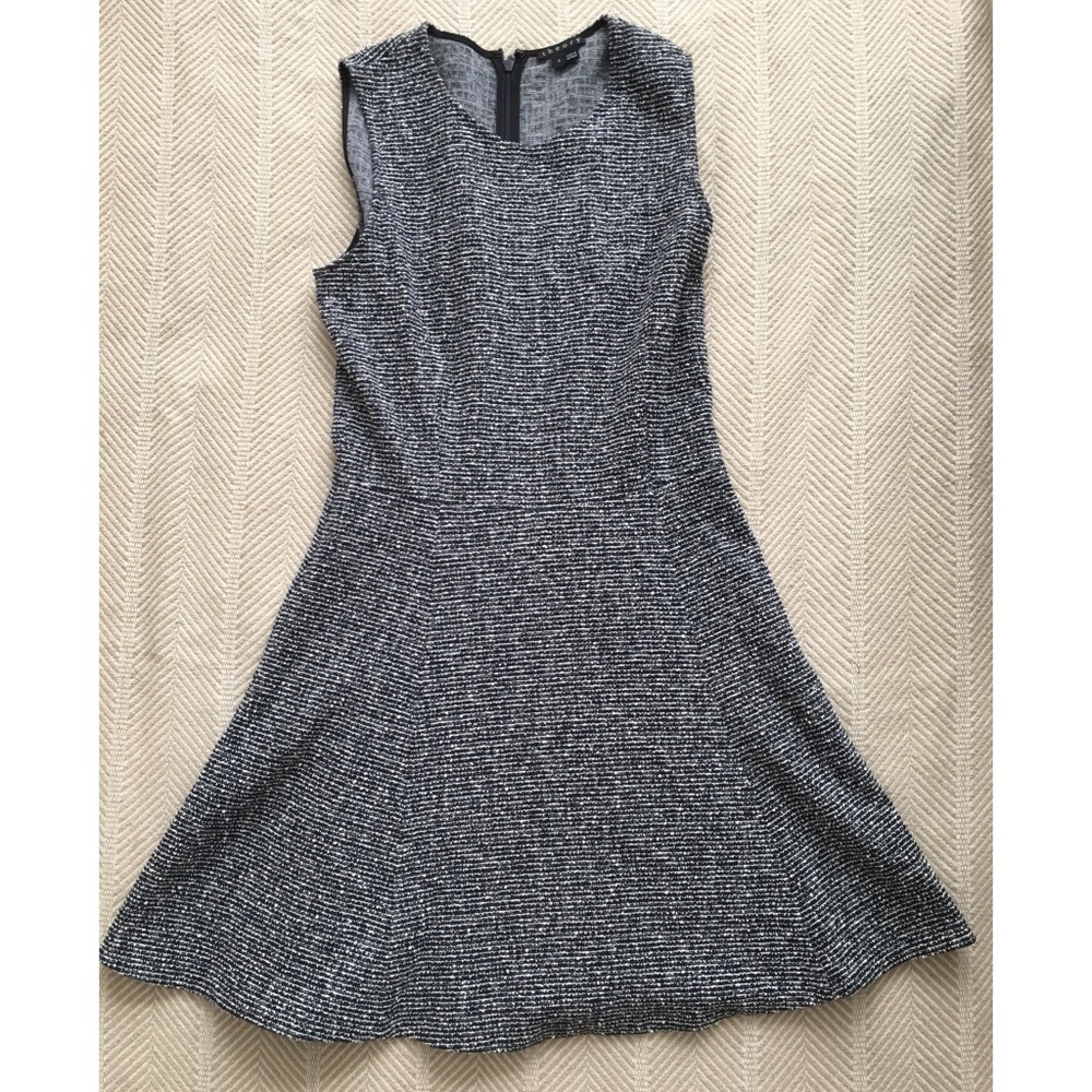 Theory flare dress - blue and white